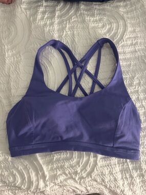 lululemon Free To Be Serene *Light Support Sports Bra